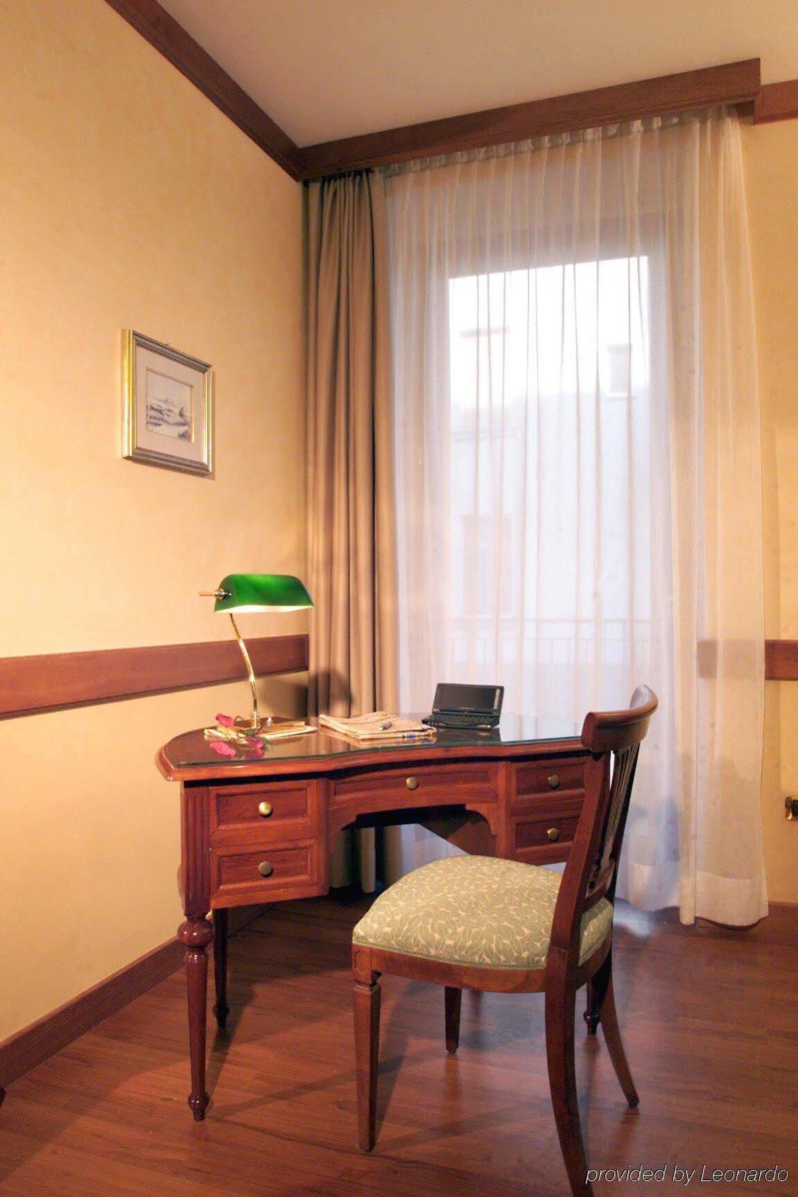 Hotel Villa Venezia Grado Exterior photo